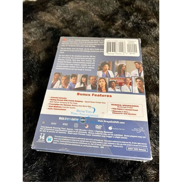 NEW! SEALED! Grey's Anatomy - Season Three 3 (DVD, 2007, 7-Disc Set) - Picture 3 of 3